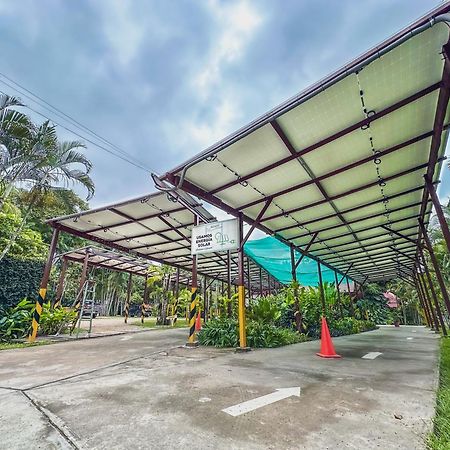 Manish Hotel Ecologico Pucallpa Esterno foto